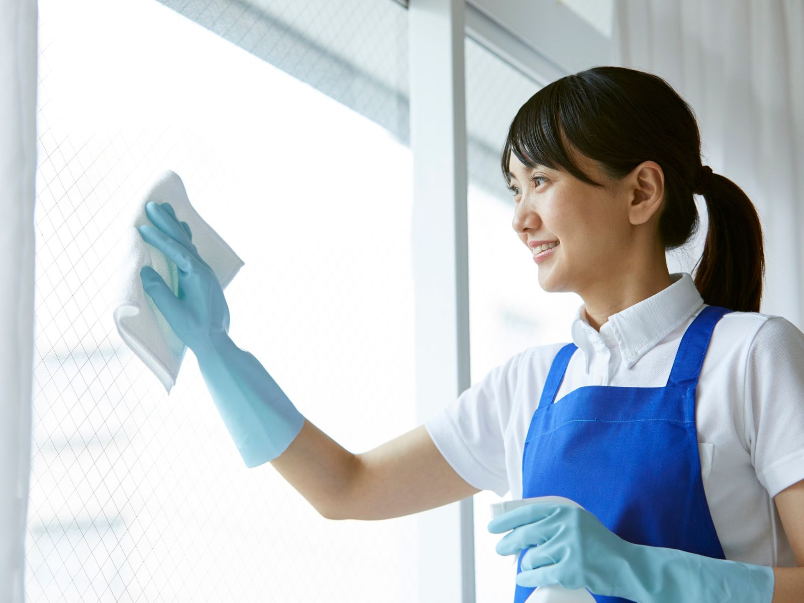 How are Scrub Lou cleaning supplies chosen?